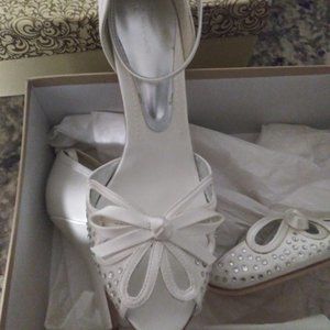 New Ivory Satin Rhinestone Sandals